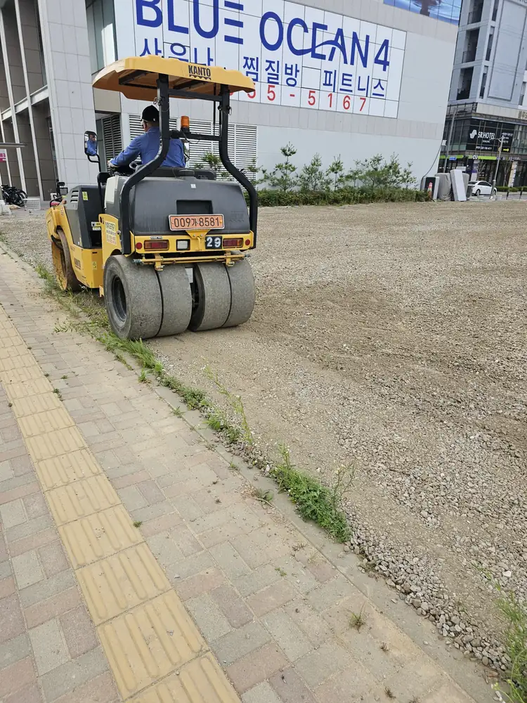신도시 공터 배수 보강 완료된 저지대 구간 모습